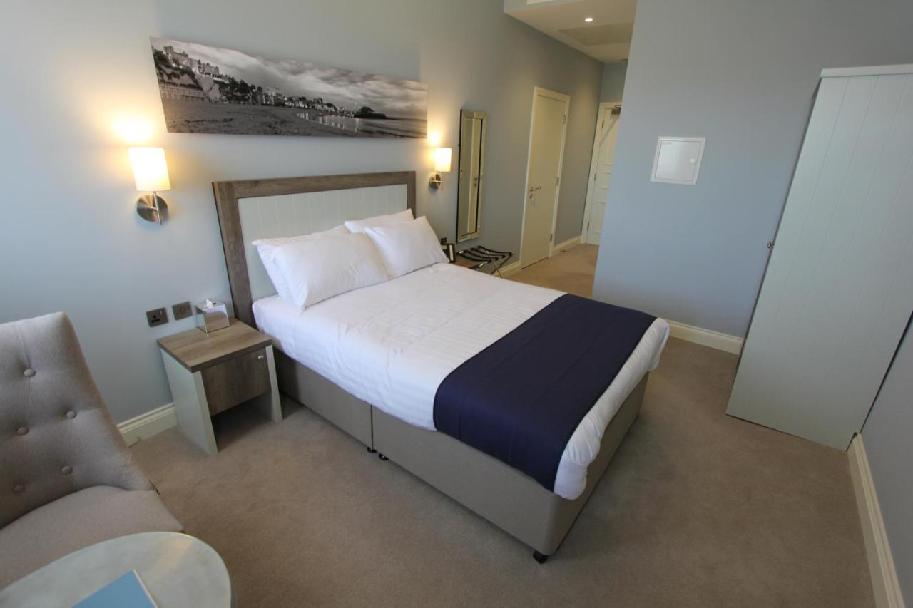 Yarrow Hotel Бродстеърс Екстериор снимка